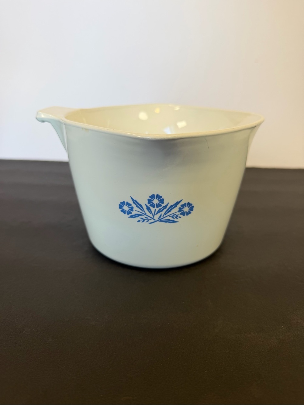 Vintage Corningware Cornflower Blue 4 Cup measuring Sauce Maker